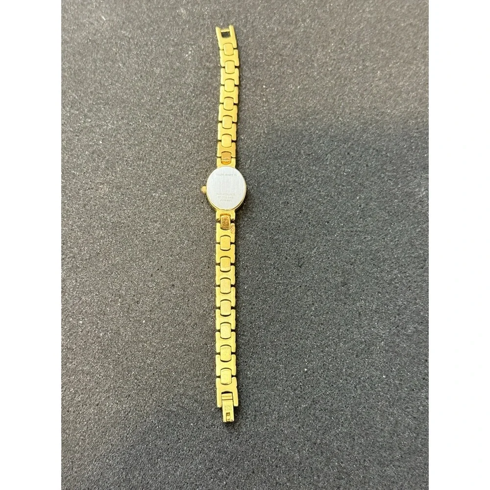 Vintage‎ Caravelle by Bulova Oval Watch 90s Dress Watch 15 Quartz Not Tested
